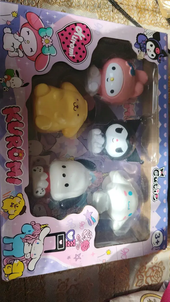 Set de Figuras y Accesorios Kuromi - 1