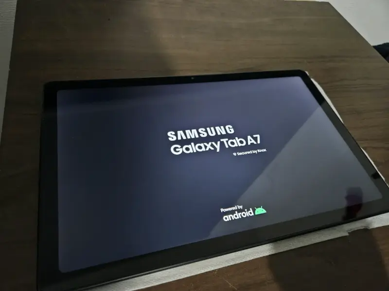 Tablet Samsung Galaxy Tab A7 en buen estado - 2