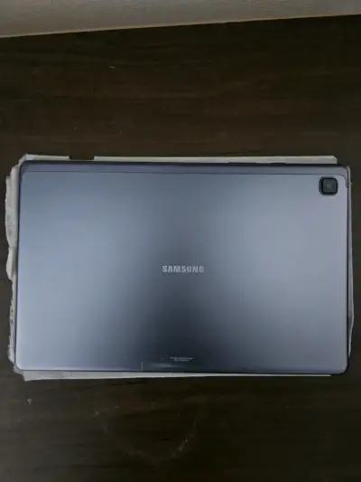 Tablet Samsung Galaxy Tab A7 en buen estado - miniatura 5