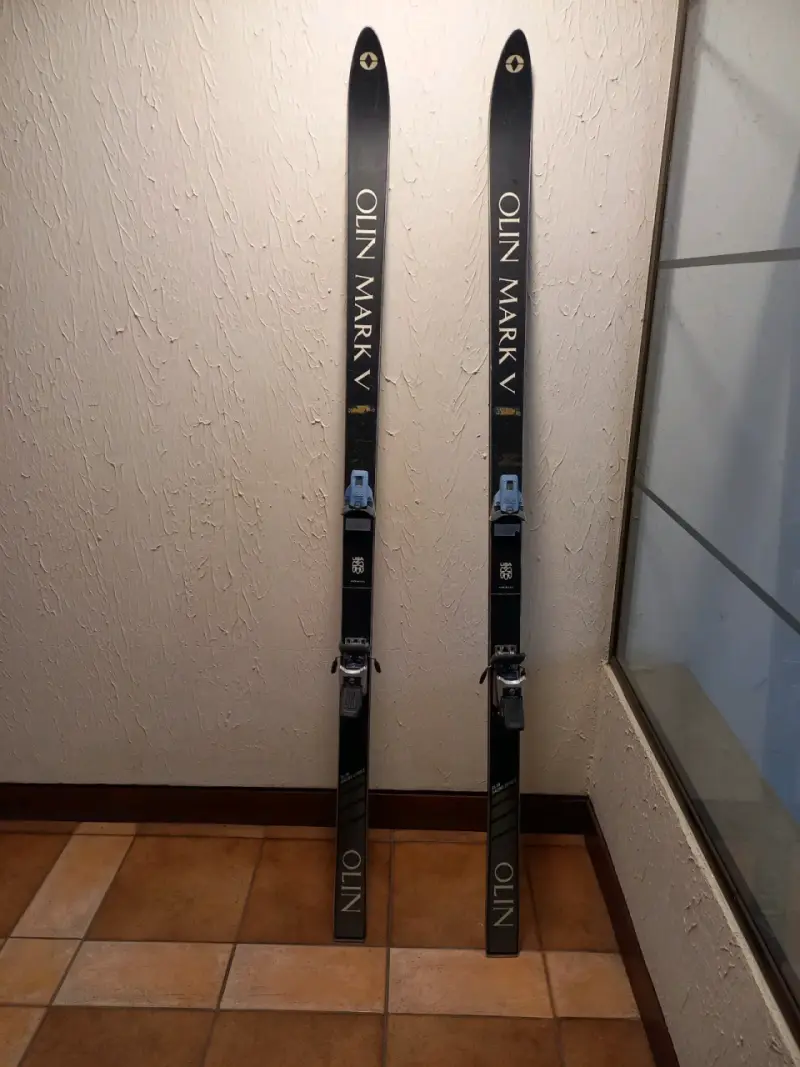 Atomic 1.60cm y olin mark v 1.85cm - 5