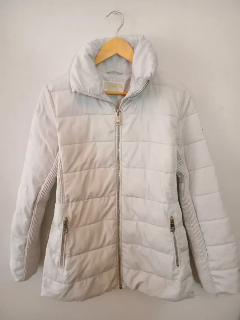 Chaqueta acolchada blanca Michael Kors para mujer