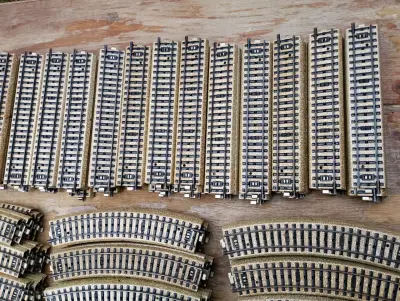 LOTE vías MARKLIN - miniatura 2
