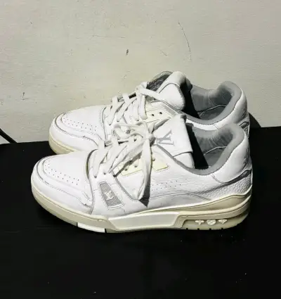 Zapatillas deportivas blancas Louis Vuitton #54 - miniatura 4