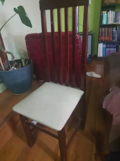 Juego de Comedor de Madera con 6 Sillas - miniatura 3