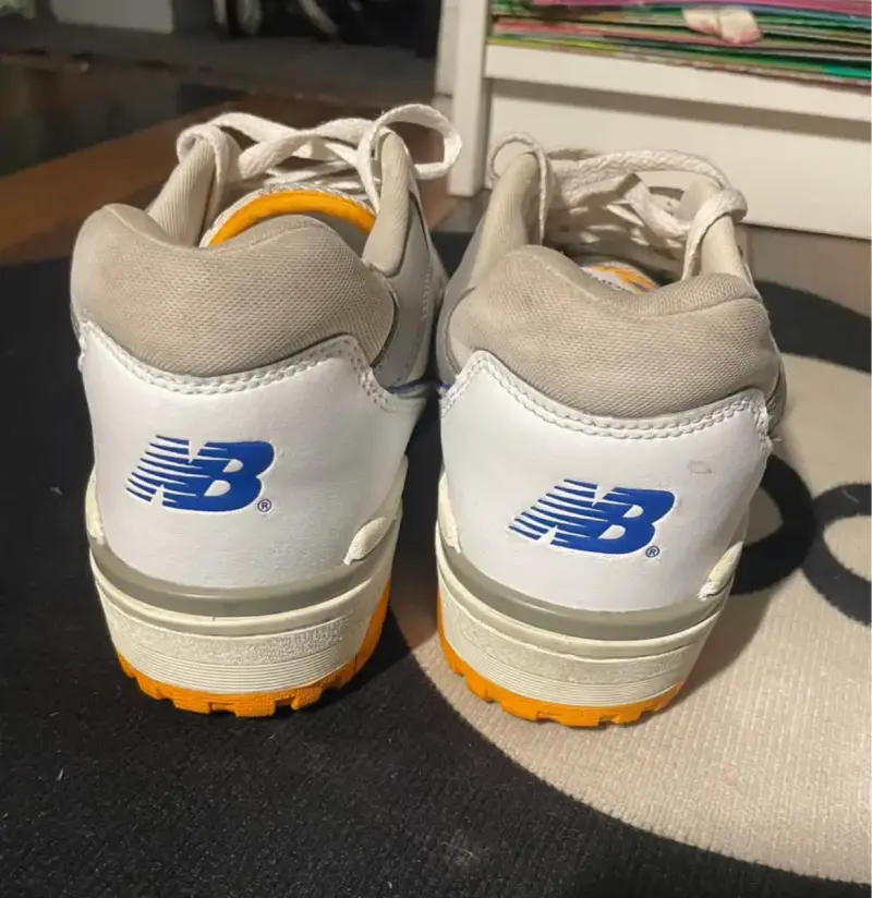 Zapatillas New Balance 550 blancas y naranjas - 3