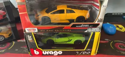 Set de Autos a Escala Lamborghini Murciélago y Gallardo - miniatura 1