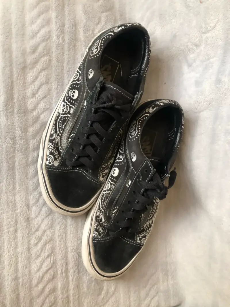 Zapatillas Vans con diseño de calaveras - 2
