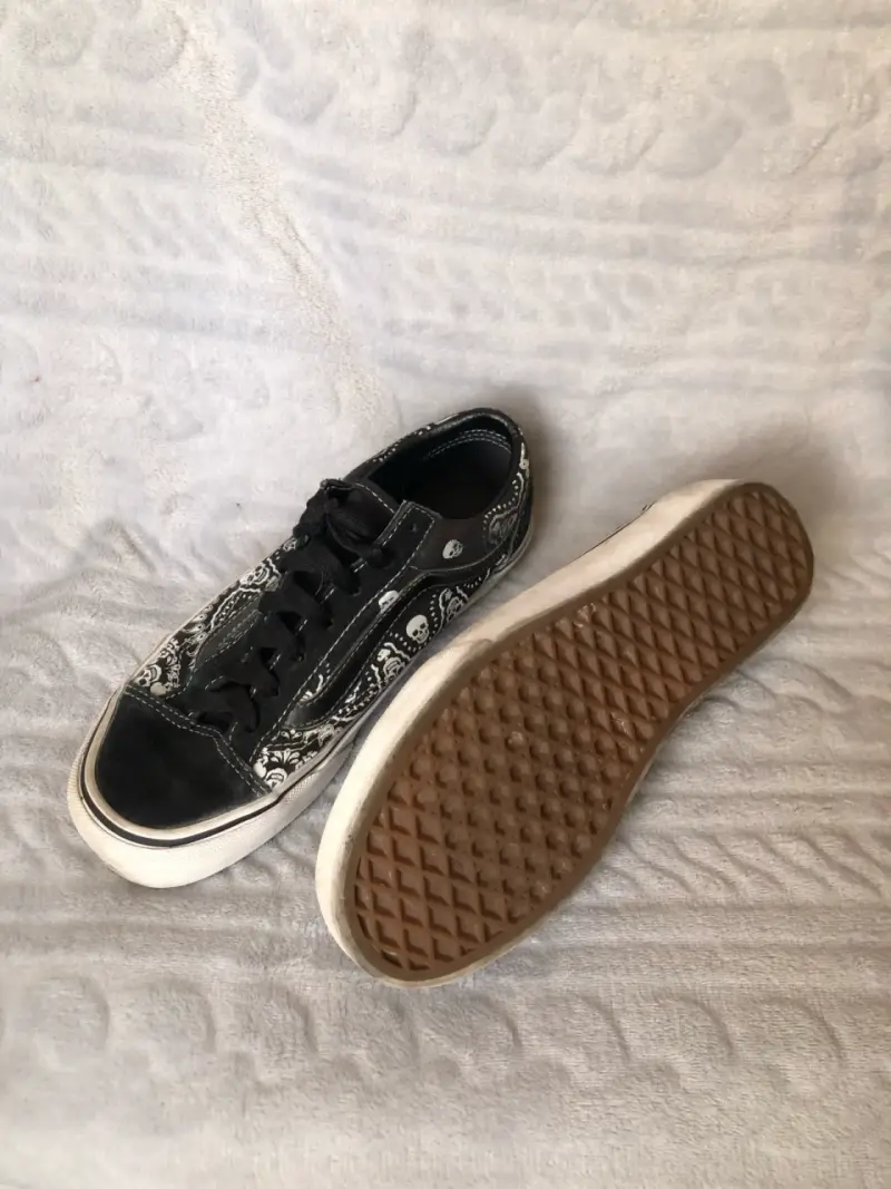 Zapatillas Vans con diseño de calaveras - 3