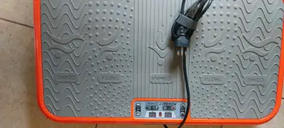 Plataforma Vibratoria Powerfit Compacto Naranja - miniatura 2
