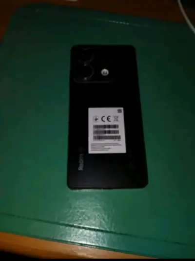 Smartphone Xiaomi Redmi Note 12 con funda - miniatura 3