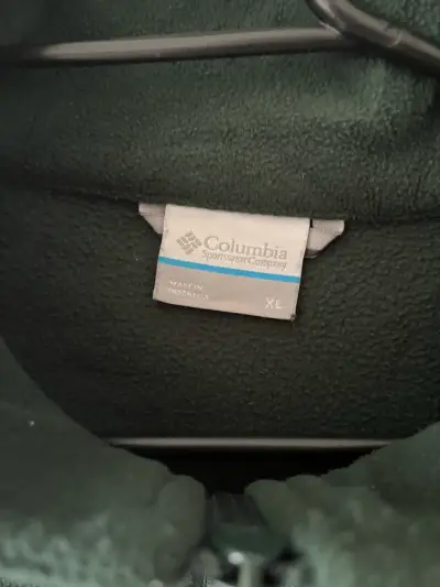 Chaleco polar verde Columbia con logo bordado - miniatura 2