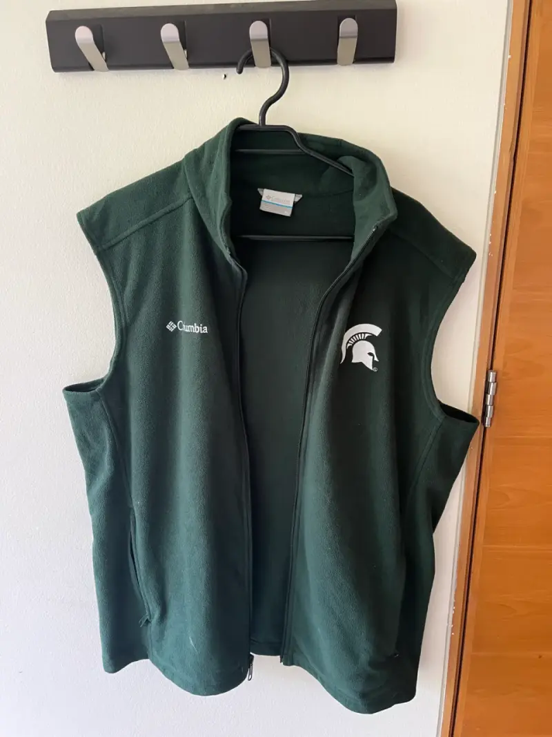 Chaleco polar verde Columbia con logo bordado - 3