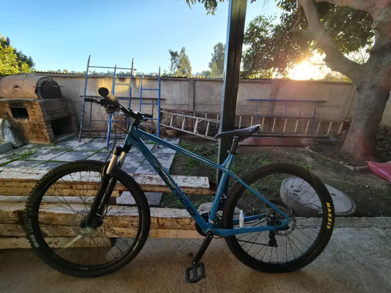 Bicicleta Norco Storm MTB azul en buen estado - 2