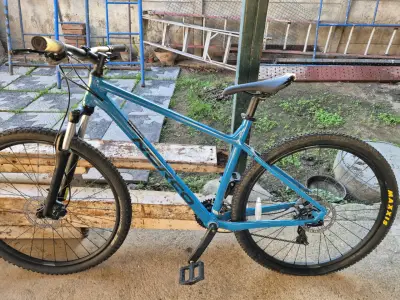 Bicicleta Norco Storm MTB azul en buen estado - miniatura 3