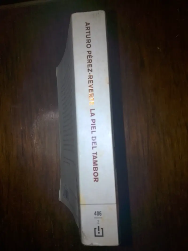Libro 'La Piel del Tambor' de Arturo Pérez-Reverte - 5