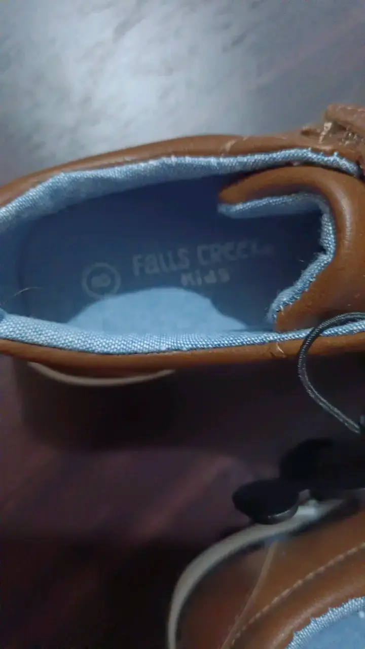 Zapatillas marrones para niño con velcro - 3