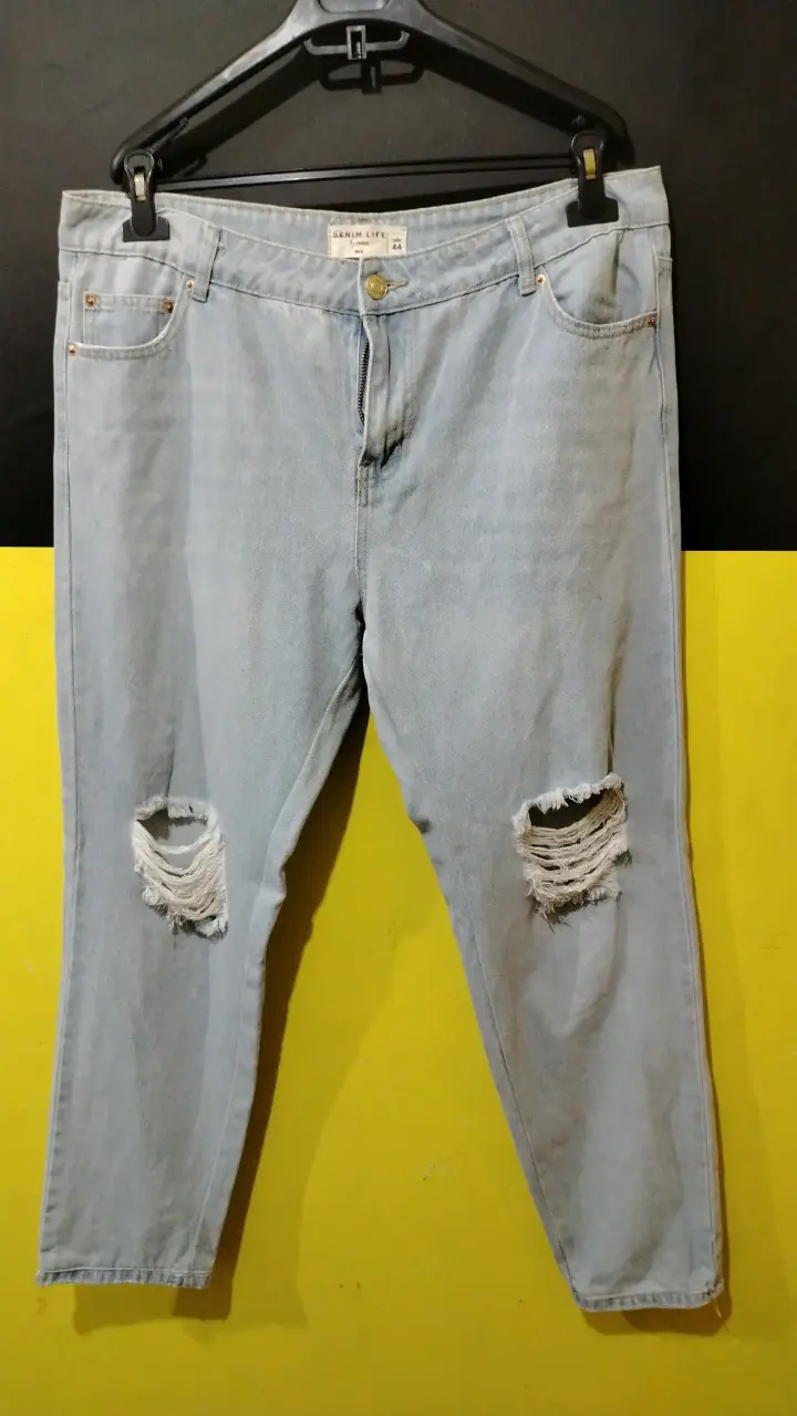 Jeans Denim Life rasgados para mujer - 1