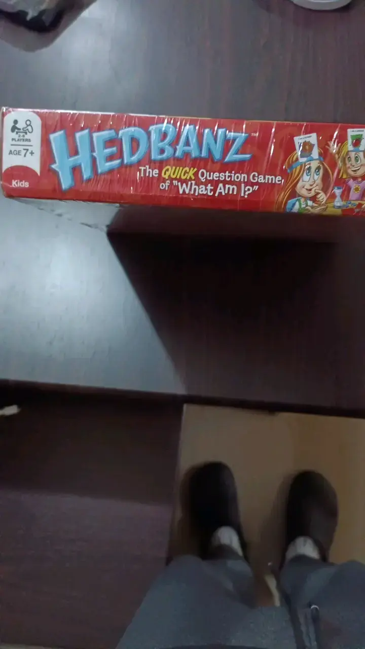 Juego de mesa Hedbanz para niños - 2
