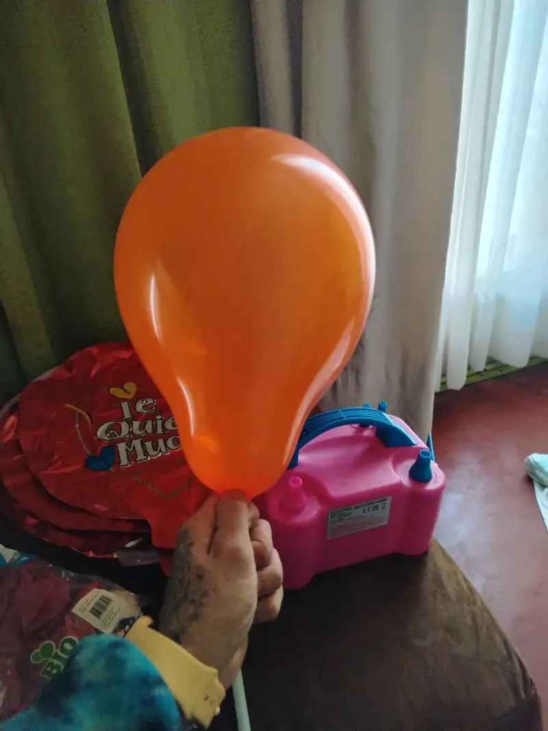 Bomba Eléctrica para Globos Modelo 73005 - 4
