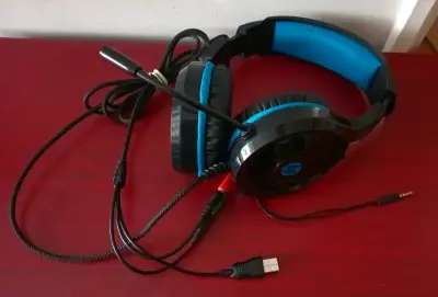 Auriculares gaming con micrófono y conexión USB - miniatura 2
