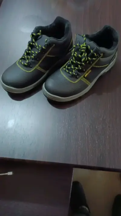 Zapatos de seguridad Antelado talla 42 - miniatura 1