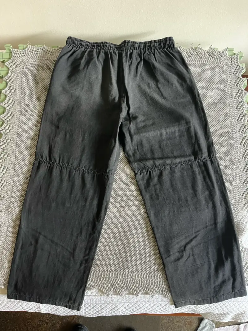 Pantalones cargo negros para hombre con bolsillos - 2