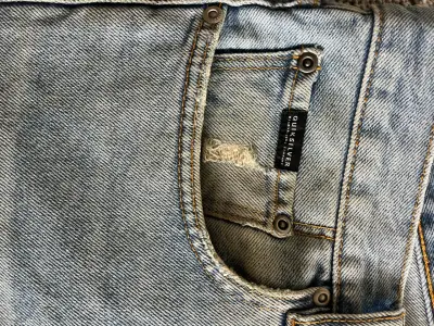 Jeans Quiksilver Straight Fit Azul Claro Talla 34 - miniatura 3