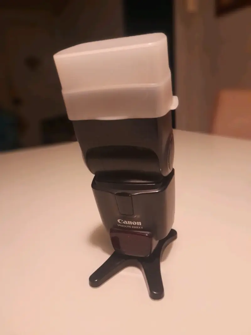 Flash Canon Speedlite 430EX II con Difusor - 1