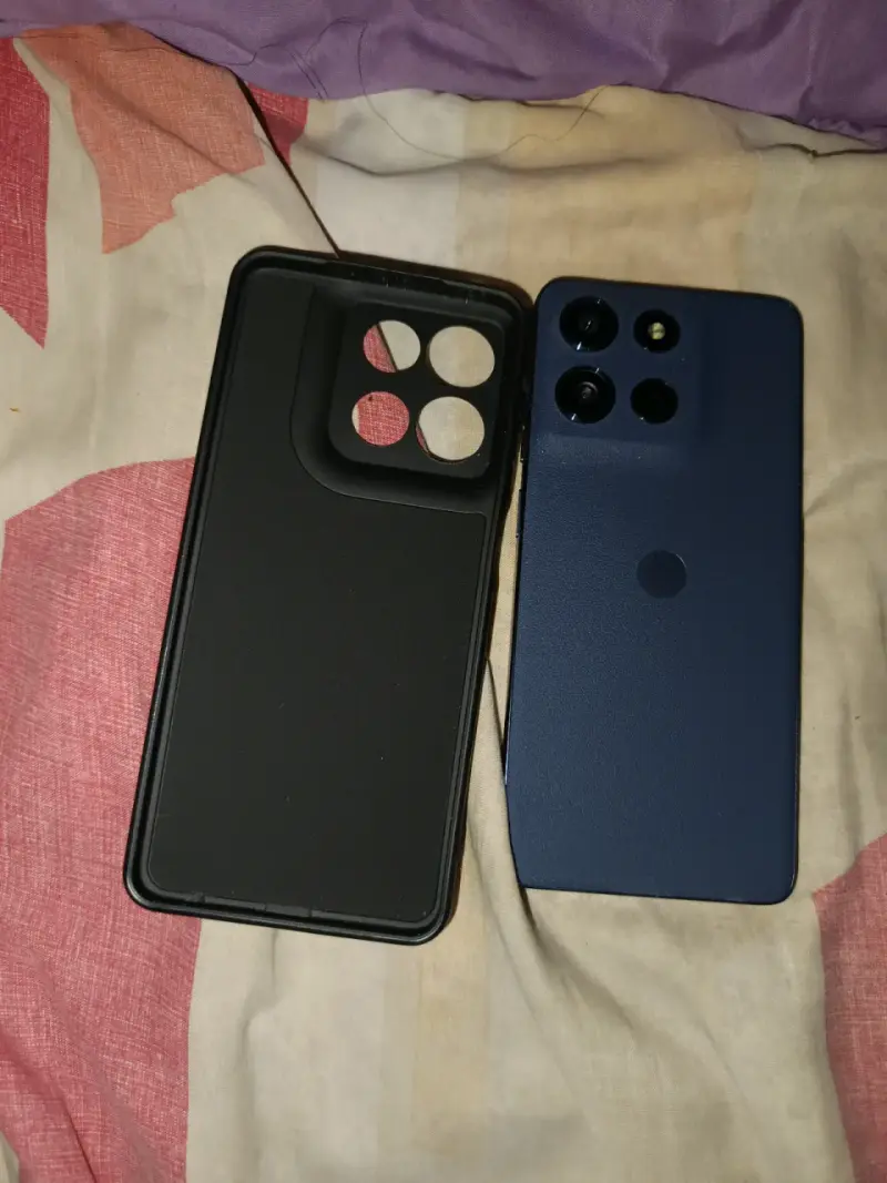 Smartphone Motorola Moto G56 5G con Funda - 3