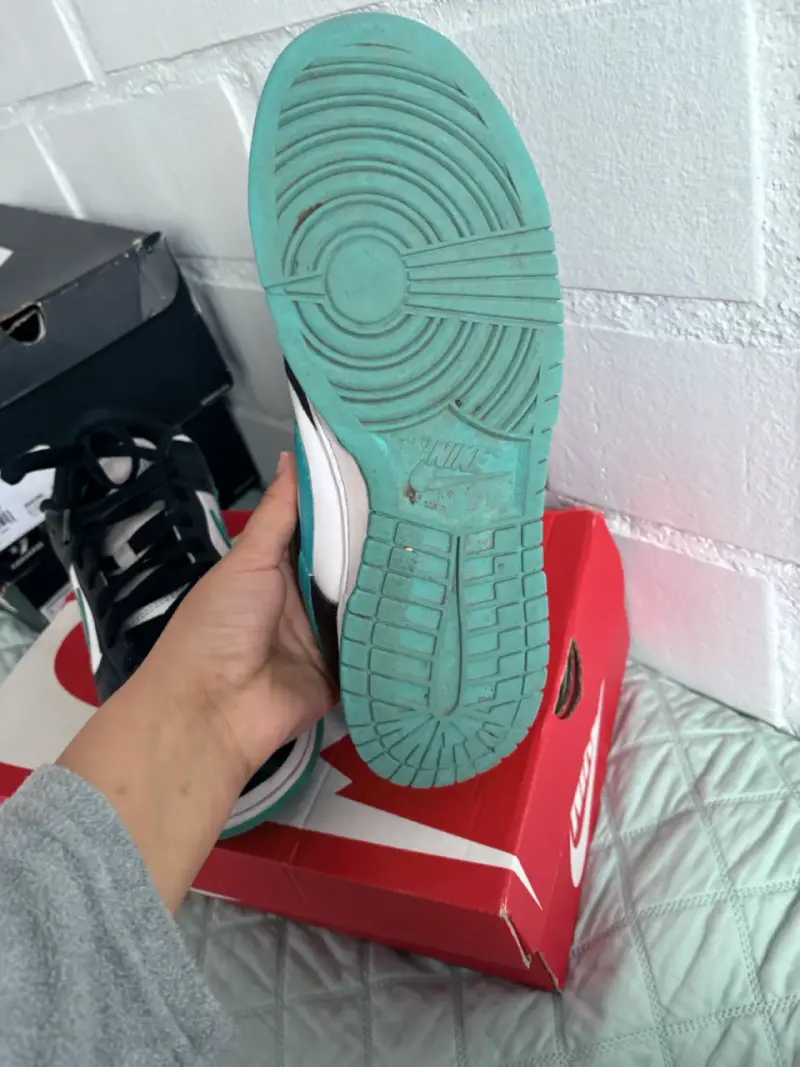 Zapatillas Nike Dunk Low negras y verdes - 2