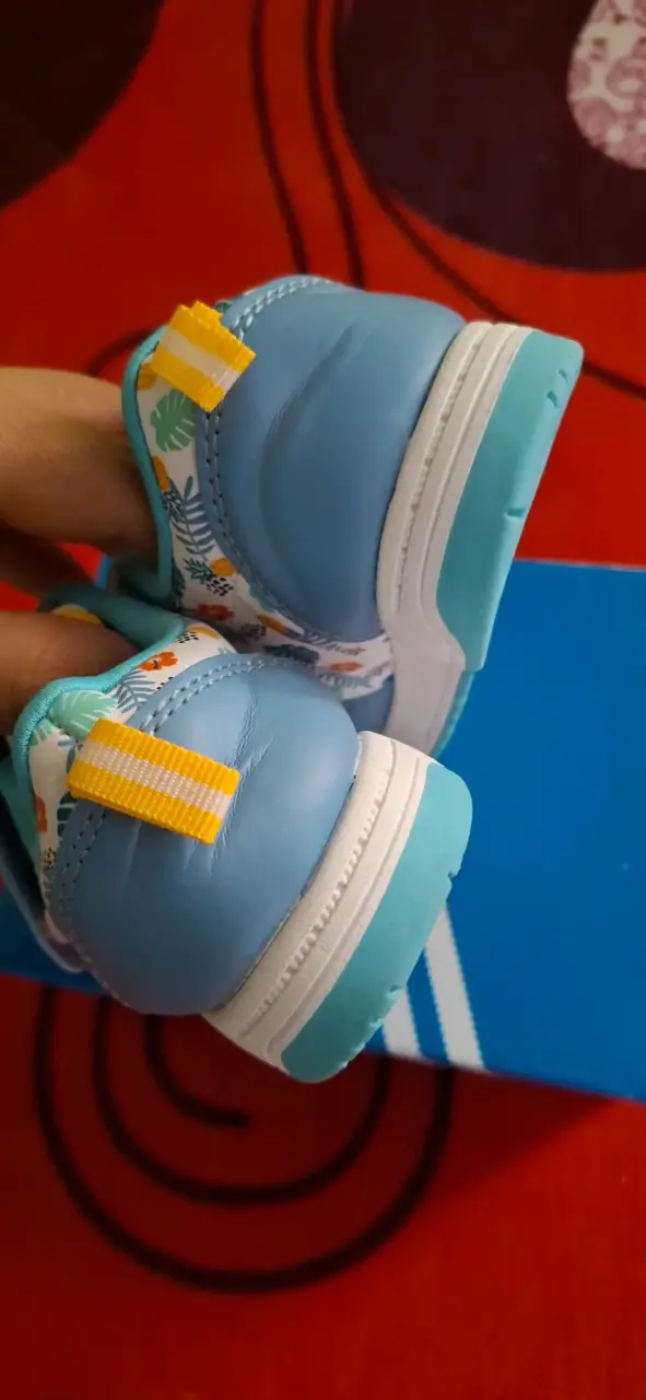 Zapatillas infantiles Stitch NUEVAS - 2