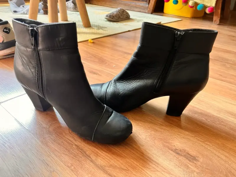 Botines de cuero negro con tacón clark 37 - 4