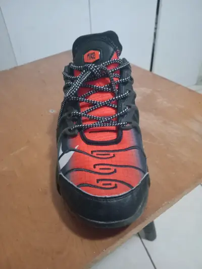 Zapatillas deportivas Nike Air tn negras y naranja - miniatura 4