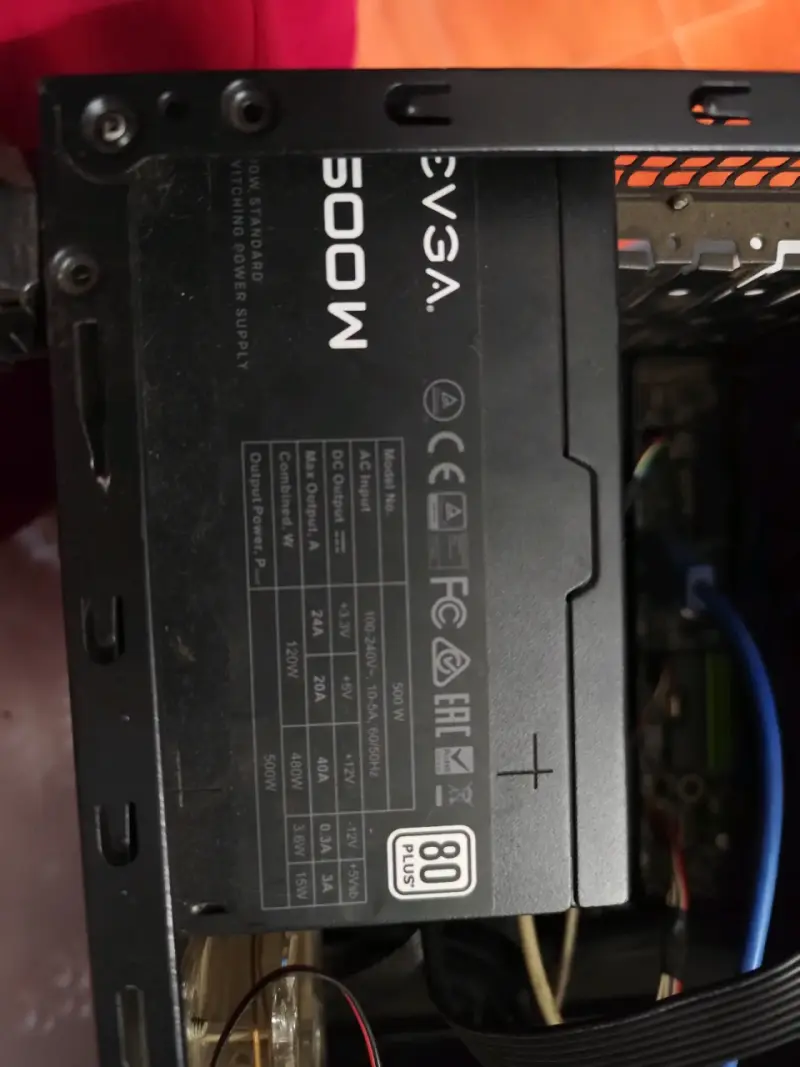 PC Gamer Xeon 2689 / RX 570 8GB VRAM / 16 GB RAM - 4