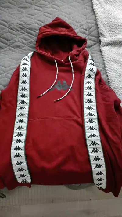 Polerón con capucha rojo Kappa estilo deportivo - miniatura 1