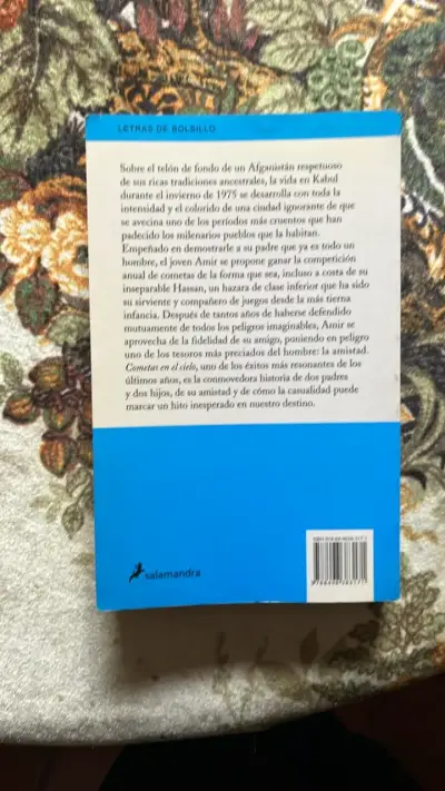 Libro 'Cometas en el Cielo' de Khaled Hosseini - miniatura 3