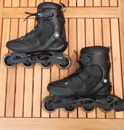Patines en línea negros talla 40 - miniatura 1