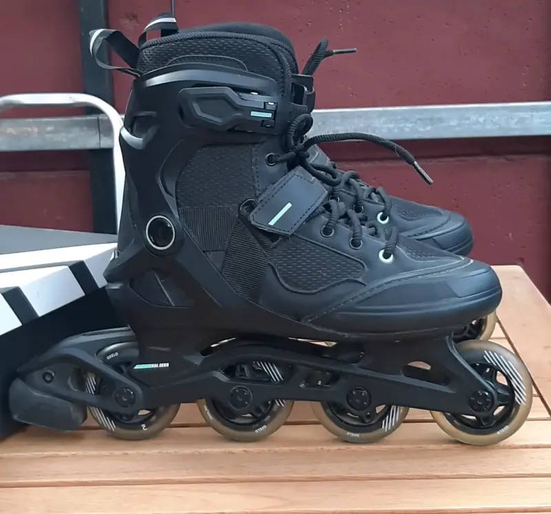 Patines en línea negros talla 40 - 3