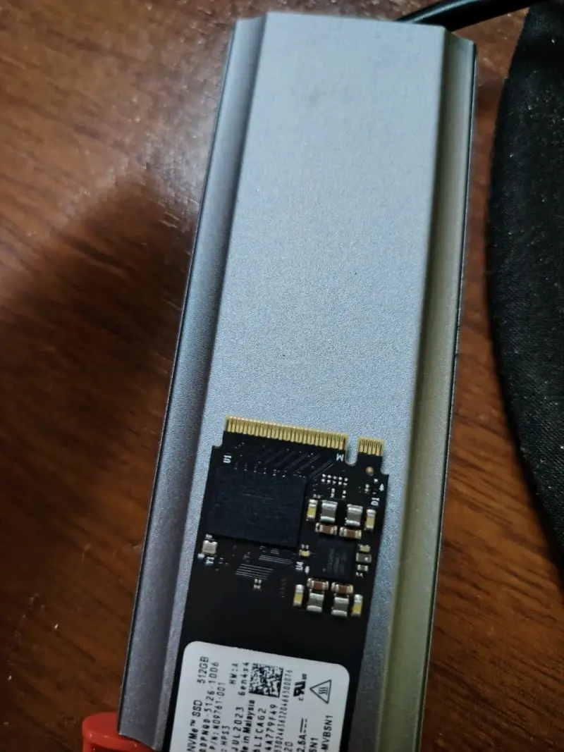 Disco SSD NVMe 512GB Western Digital - 1