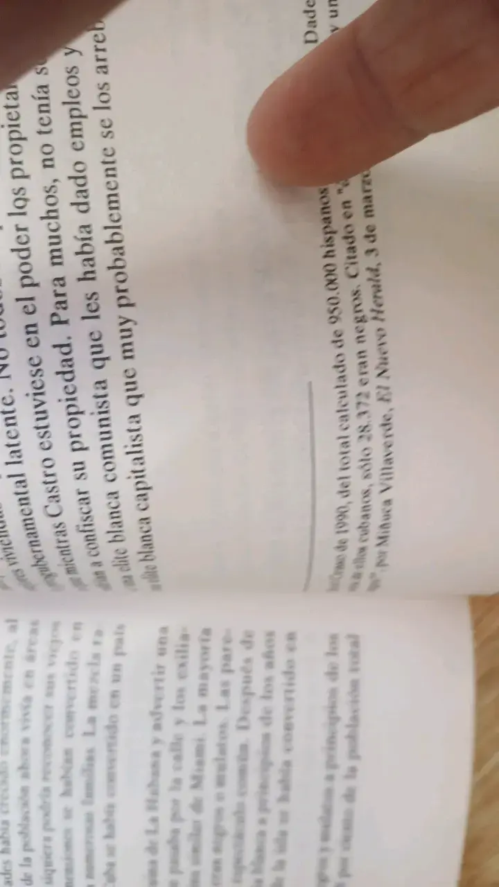 Pack de libros: La Hora Final de Castro y Los Manuscritos de Magdala - 3