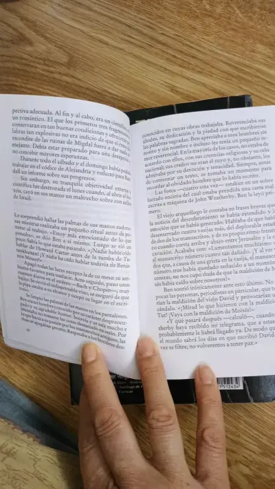 Pack de libros: La Hora Final de Castro y Los Manuscritos de Magdala - miniatura 6