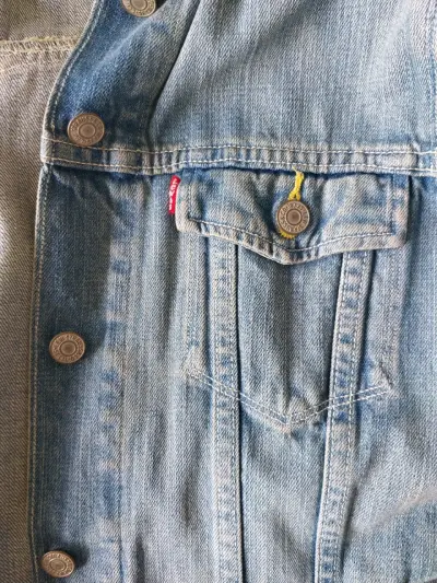 Chaqueta Jeans Marca Levis talla M - miniatura 3