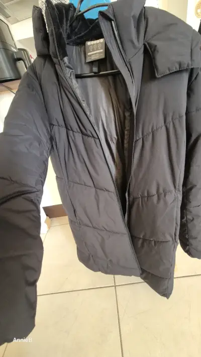 Chaqueta acolchada negra Diadora para invierno - miniatura 3
