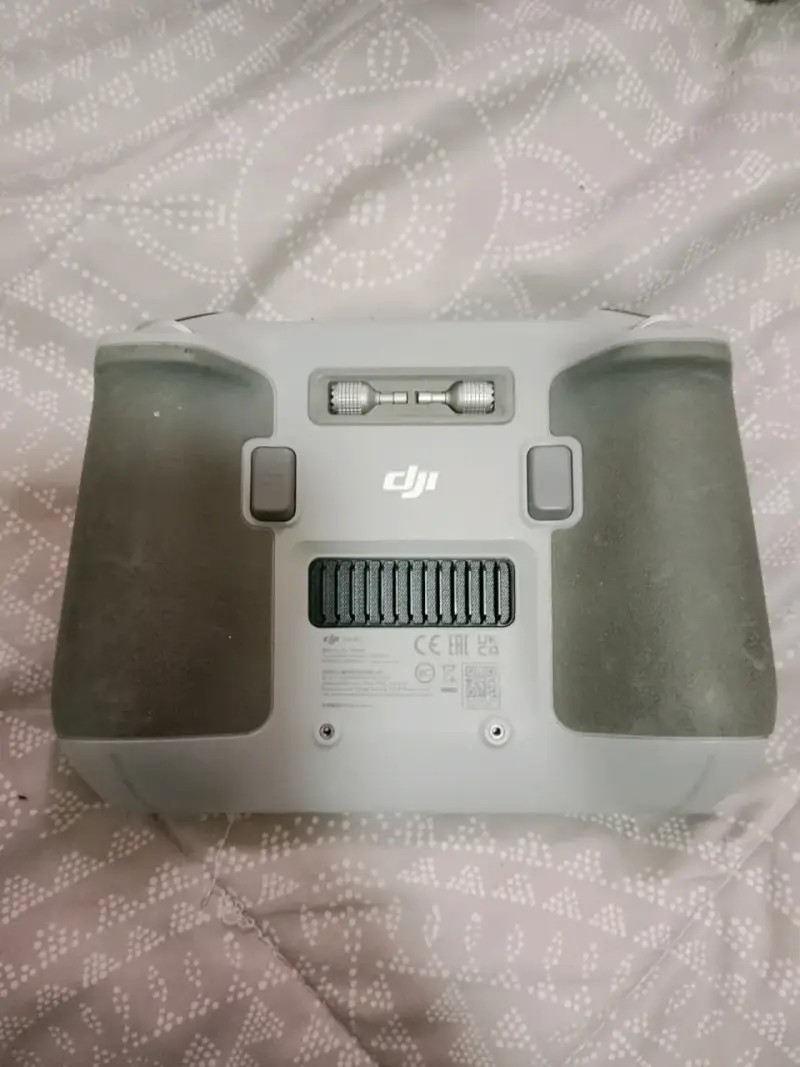 Control remoto DJI para dron con pantalla integrada - 2