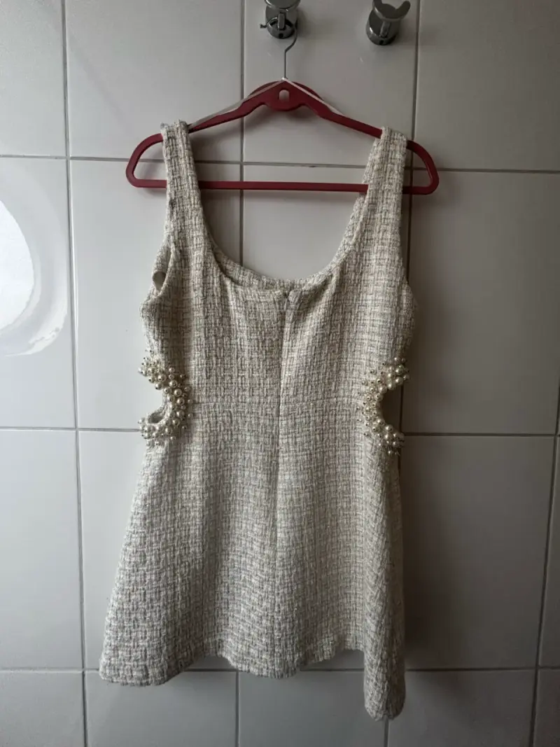 Vestido con perlas decorativas - 2