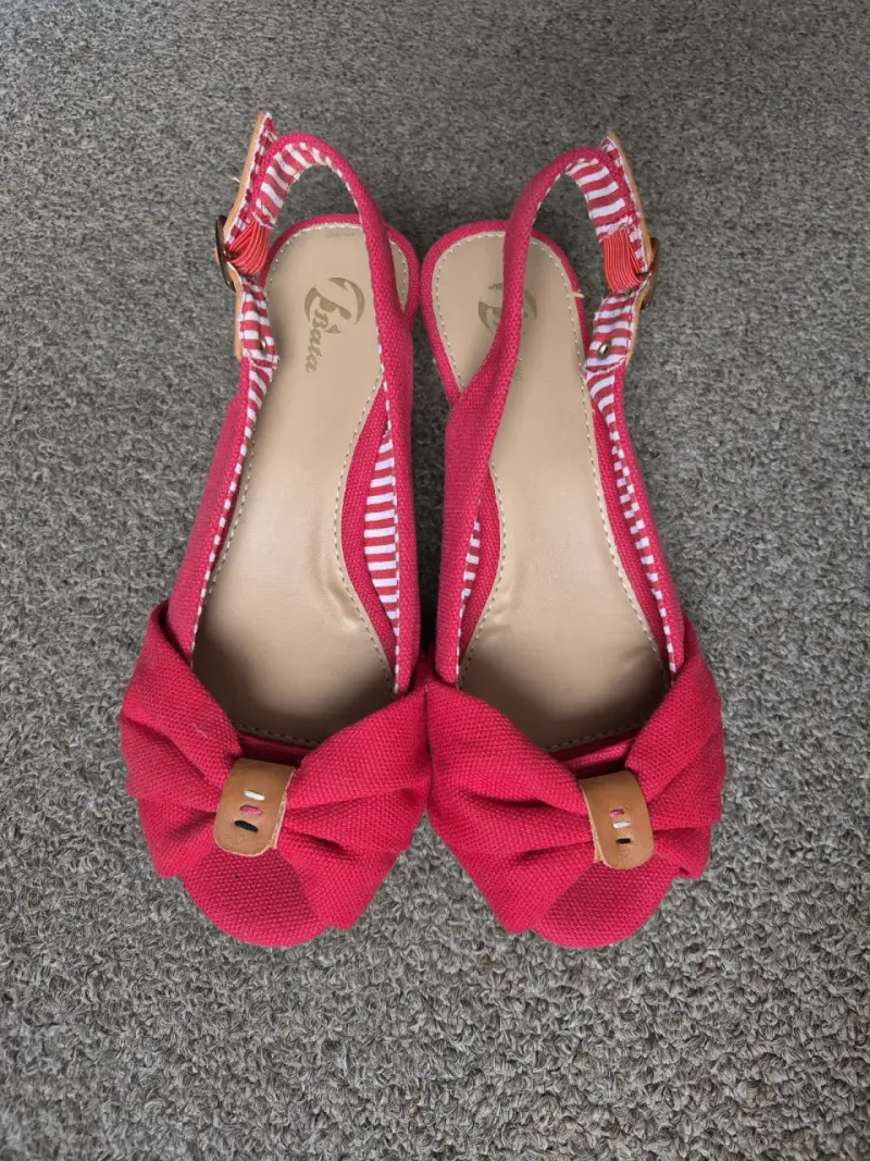 Sandalias rojas de cuña para mujer Num 37 - 2