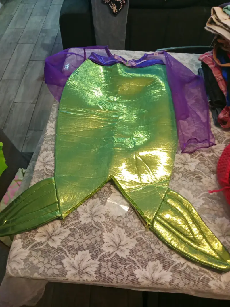 Disfraz de sirena para niña con top y falda brillante - 2
