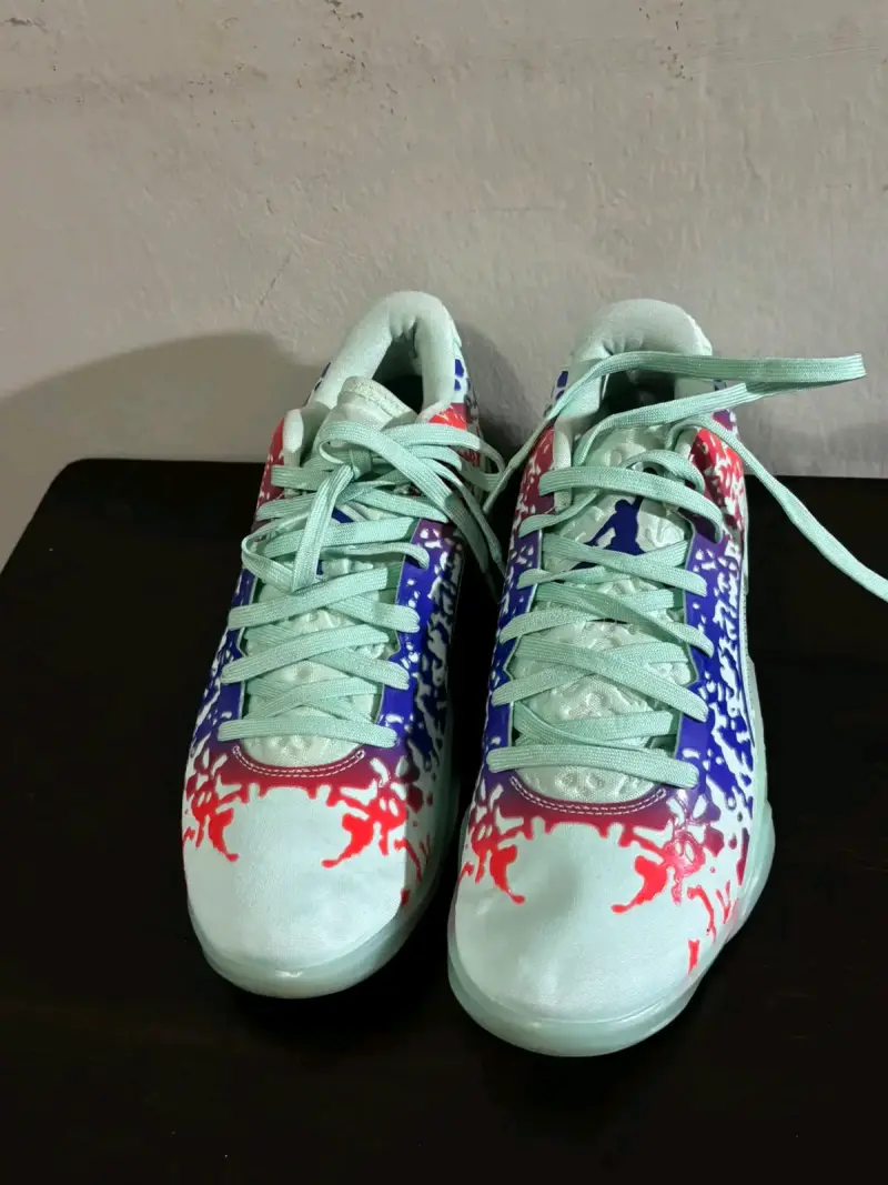 Zapatillas deportivas Jordan coloridas - 2