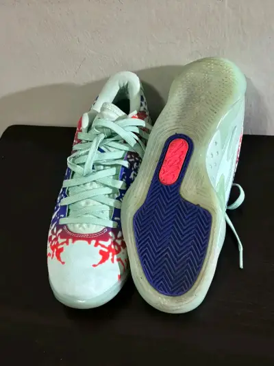 Zapatillas deportivas Jordan coloridas - miniatura 3