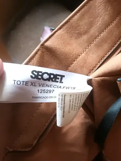 Bolso tote marrón con detalles dorados - miniatura 3